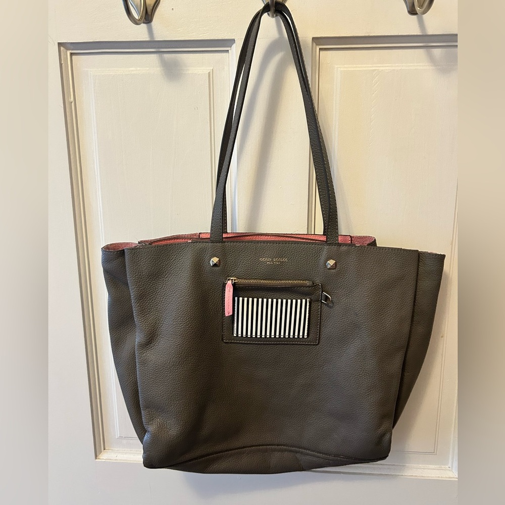 Henri Bendel Influencer Tote Grey/Pink